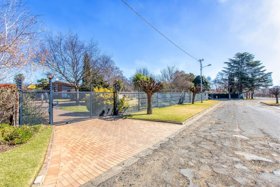 4 Bedroom Property for Sale in Harrismith Free State